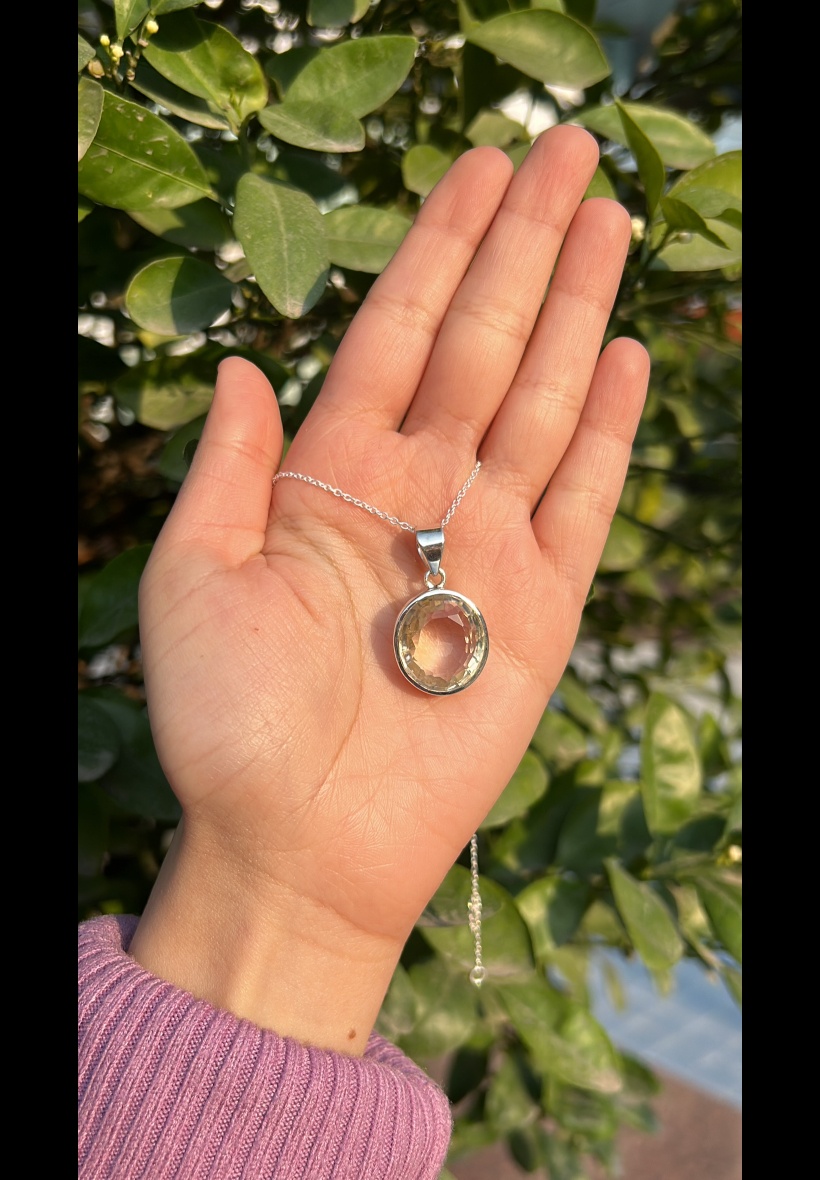 Citrine crystal for money and abundance